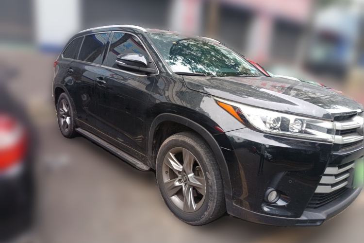 Used Toyota Highlander 2018 2.0T Four-Wheel Drive Luxury Version 7 Seats China VI Standard Front Right 45 Deg