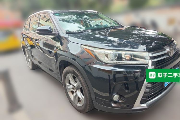 Used Toyota Highlander 2018 2.0T Four-Wheel Drive Prestige Version 7 Seats China V Emission Standard Front Right 45 Deg