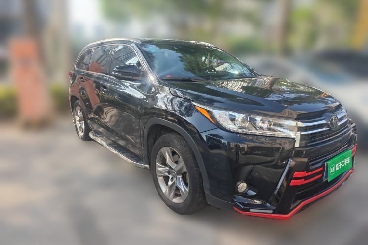 Used Toyota Highlander 2018 2.0T Four-Wheel Drive Luxury Version 7 Seats China VI Standard Front Right 45 Deg