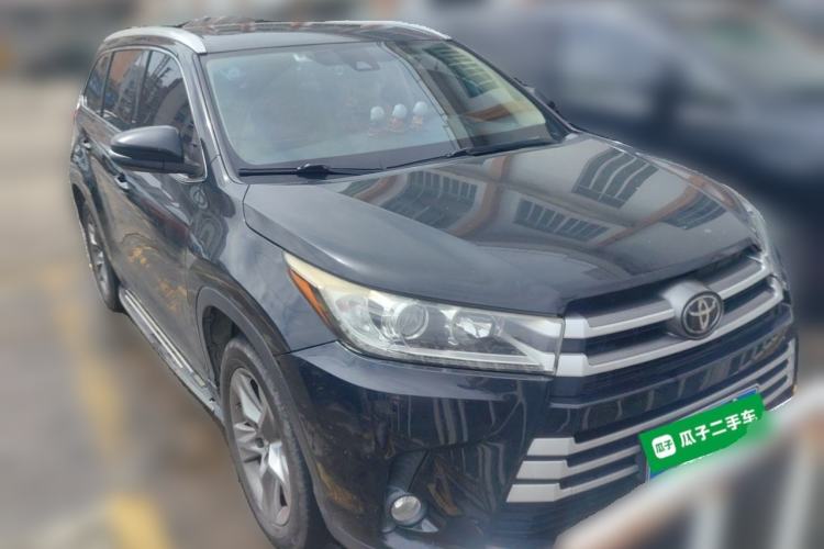 Used Toyota Highlander 2018 2.0T Four-Wheel Drive Luxury Edition 7 Seats China V Emission Standard Front Right 45 Deg
