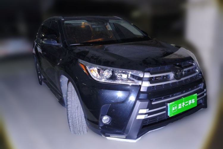 Used Toyota Highlander 2018 2.0T Four-Wheel Drive Prestige Version 7 Seats China V Emission Standard Front Right 45 Deg