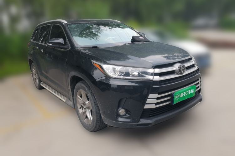 Used Toyota Highlander 2018 2.0T Four-Wheel Drive Luxury Version 7 Seats China VI Standard Front Right 45 Deg