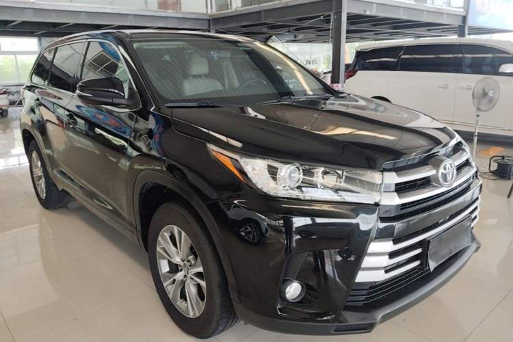 Used Toyota Highlander 2018 2.0T Two-Wheel Drive Elite Version 5 Seats China VI Standard Front Right 45 Deg