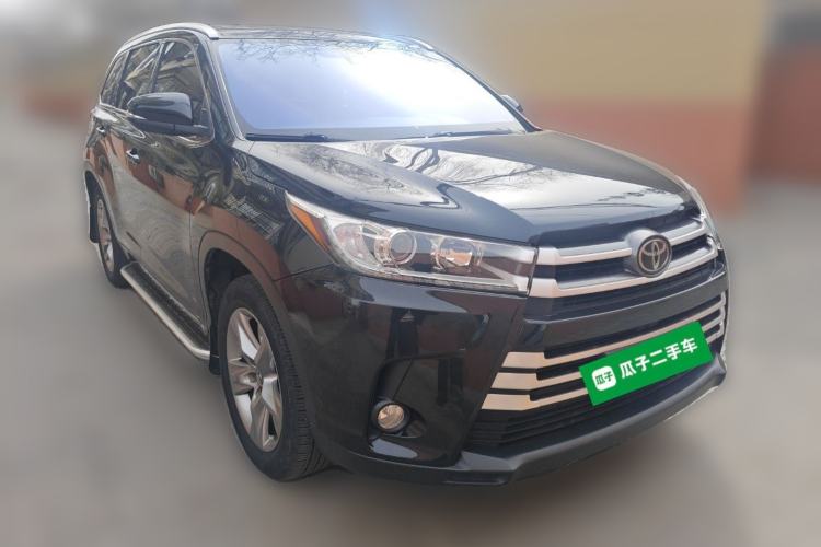 Used Toyota Highlander 2018 2.0T Four-Wheel Drive Luxury Edition 7 Seats China V Emission Standard Front Right 45 Deg