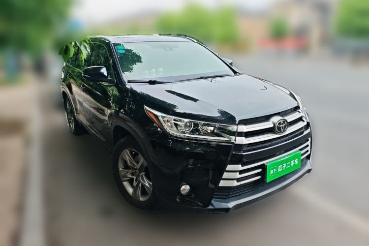Used Toyota Highlander 2018 2.0T Four-Wheel Drive Luxury Version 7 Seats China VI Standard Front Right 45 Deg