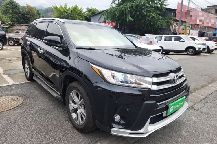 Used Toyota Highlander 2018 2.0T Four-Wheel Drive Elite Edition 7 Seats China VI Standard Front Right 45 Deg