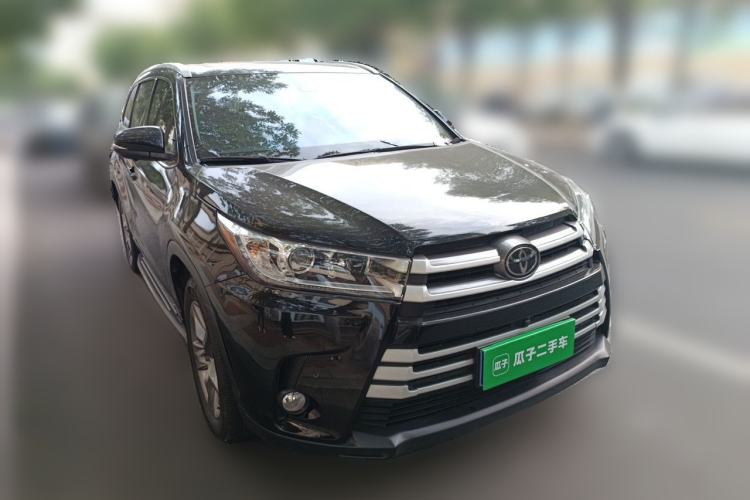 Used Toyota Highlander 2018 2.0T Four-Wheel Drive Luxury Edition 7 Seats China V Emission Standard Front Right 45 Deg