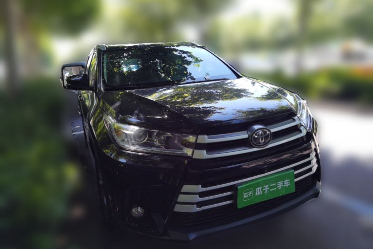 Used Toyota Highlander 2018 2.0T Four-Wheel Drive Luxury Version 7 Seats China VI Standard Front Right 45 Deg