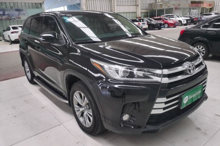 Used Toyota Highlander 2018 2.0T Four-Wheel Drive Elite Edition 7 Seats China V Standard Front Right 45 Deg