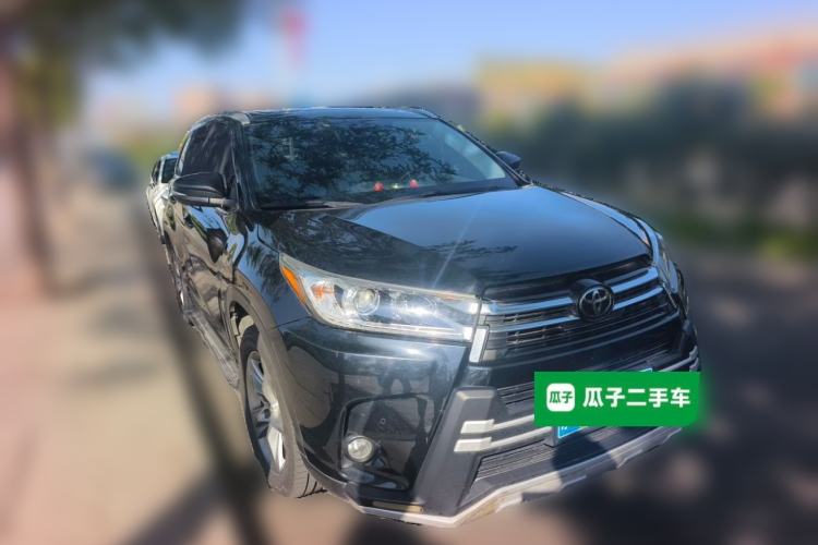 Used Toyota Highlander 2018 2.0T Four-Wheel Drive Prestige Version 7 Seats China VI Standard Front Right 45 Deg