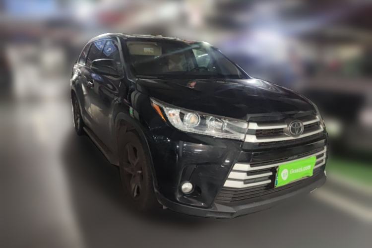 Used Toyota Highlander 2018 2.0T Four-Wheel Drive Luxury Version 7 Seats China VI Standard Front Right 45 Deg