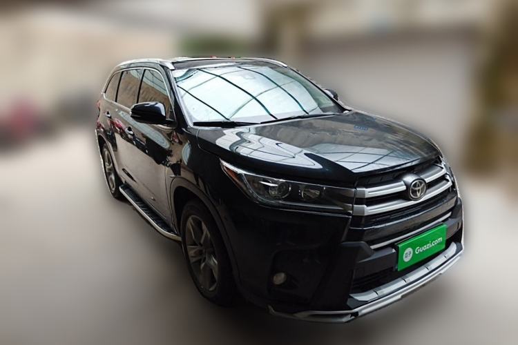 Used Toyota Highlander 2018 2.0T Four-Wheel Drive Luxury Version 7 Seats China VI Standard Front Right 45 Deg