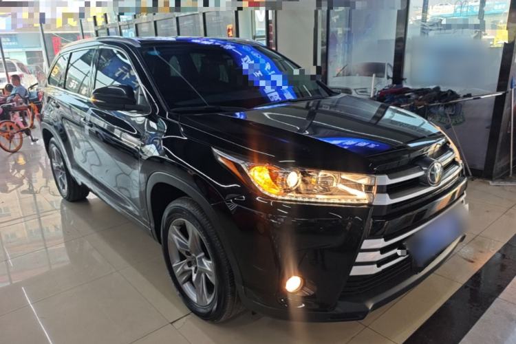 Used Toyota Highlander 2018 2.0T Four-Wheel Drive Luxury Version 7 Seats China VI Standard Front Right 45 Deg