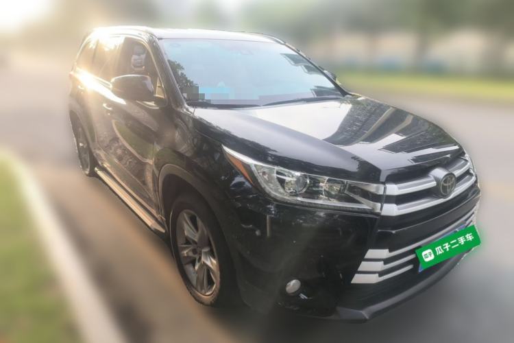 Used Toyota Highlander 2018 2.0T Four-Wheel Drive Luxury Version 7 Seats China VI Standard Front Right 45 Deg