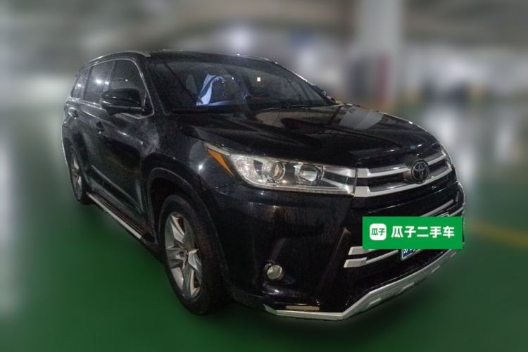 Used Toyota Highlander 2018 2.0T Four-Wheel Drive Luxury Edition 7 Seats China V Emission Standard Front Right 45 Deg