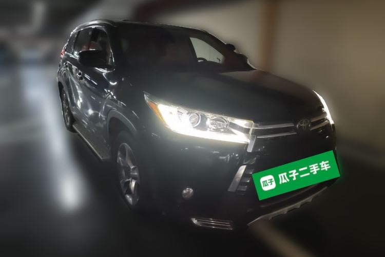Used Toyota Highlander 2018 2.0T Four-Wheel Drive Prestige Version 7 Seats China VI Standard Front Right 45 Deg