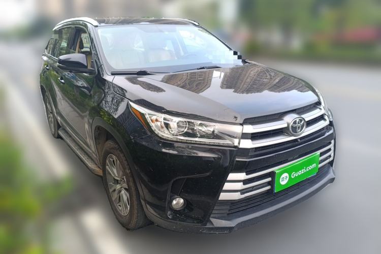 Used Toyota Highlander 2018 2.0T Two-Wheel Drive Elite Edition 7 Seats China VI Standard Front Right 45 Deg