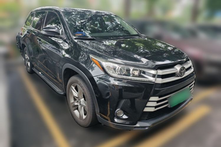 Used Toyota Highlander 2018 2.0T Four-Wheel Drive Luxury Edition 7 Seats China V Emission Standard Front Right 45 Deg