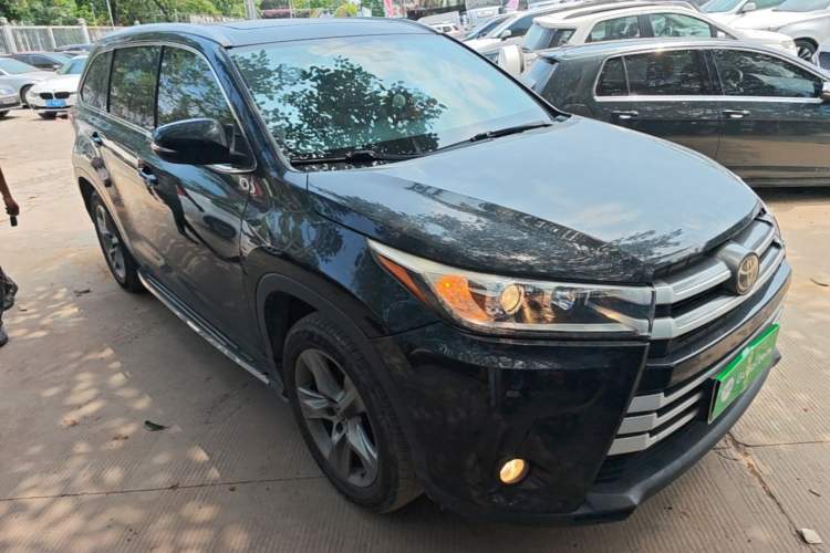 Used Toyota Highlander 2018 2.0T Four-Wheel Drive Luxury Version 7 Seats China VI Standard Front Right 45 Deg