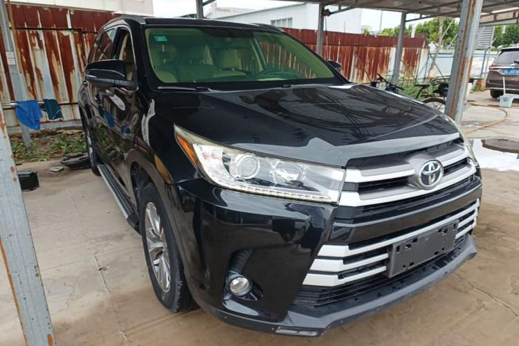 Used Toyota Highlander 2018 2.0T Two-Wheel Drive Elite Edition 7 Seats Emission Standard China V Front Right 45 Deg