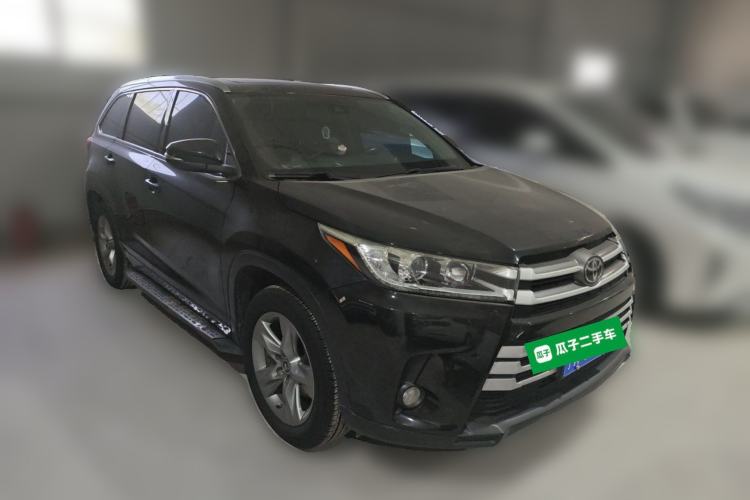 Used Toyota Highlander 2018 2.0T Four-Wheel Drive Luxury Edition 7 Seats China V Emission Standard Front Right 45 Deg