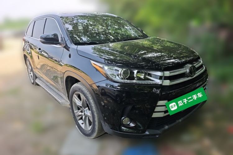 Used Toyota Highlander 2018 2.0T Four-Wheel Drive Luxury Edition 7 Seats China V Emission Standard Front Right 45 Deg