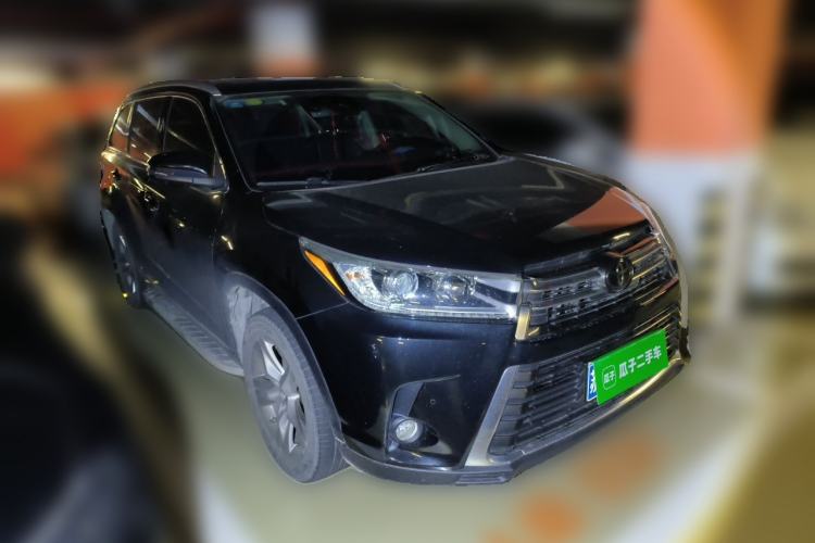 Used Toyota Highlander 2018 2.0T Four-Wheel Drive Prestige Version 7 Seats China VI Standard Front Right 45 Deg