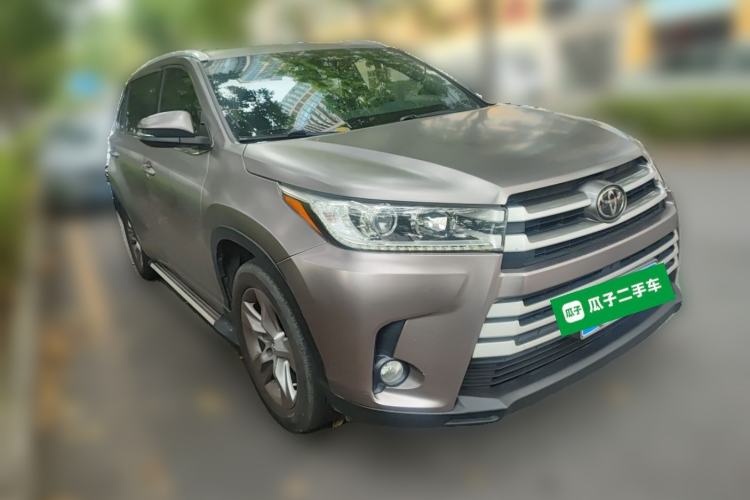 Used Toyota Highlander 2018 2.0T Four-Wheel Drive Luxury Edition 7 Seats China V Emission Standard Front Right 45 Deg