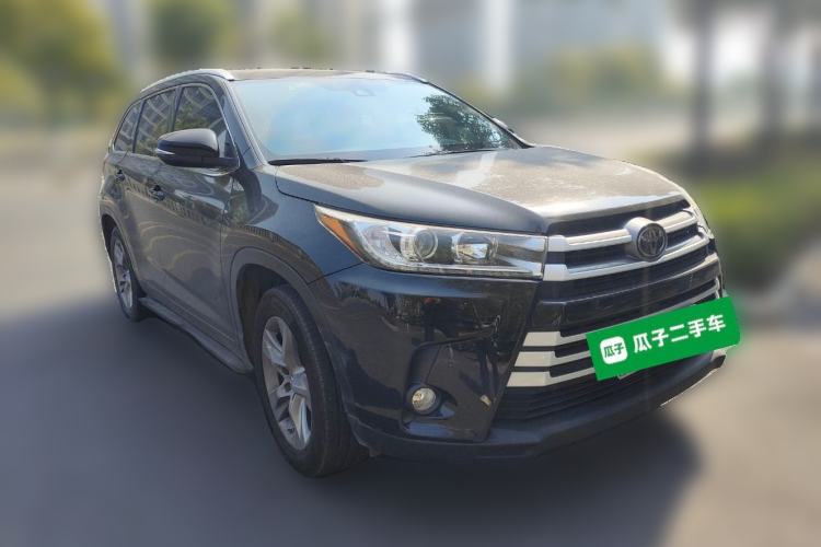 Used Toyota Highlander 2018 2.0T Four-Wheel Drive Luxury Edition 7 Seats China V Emission Standard Front Right 45 Deg