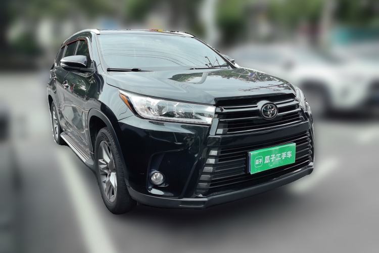 Used Toyota Highlander 2018 2.0T Two-Wheel Drive Prestige Version 7 Seats China V Emission Standard Front Right 45 Deg