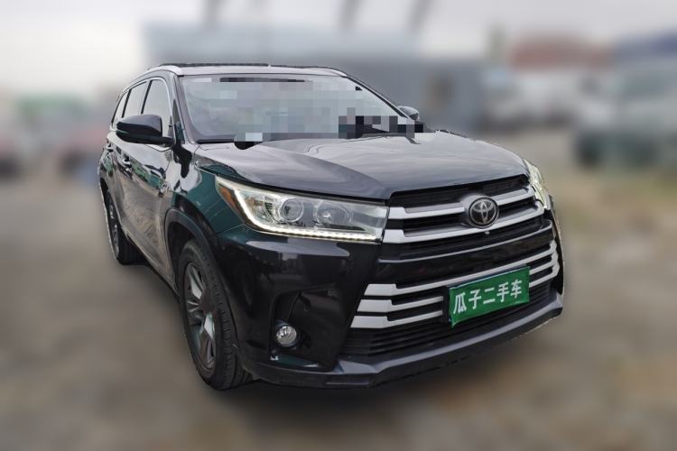 Used Toyota Highlander 2018 2.0T Four-Wheel Drive Luxury Edition 7 Seats China V Emission Standard Front Right 45 Deg