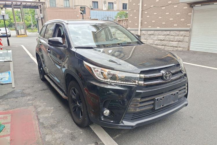 Used Toyota Highlander 2018 2.0T Four-Wheel Drive Knight Edition 7 Seats China VI Standard Front Right 45 Deg