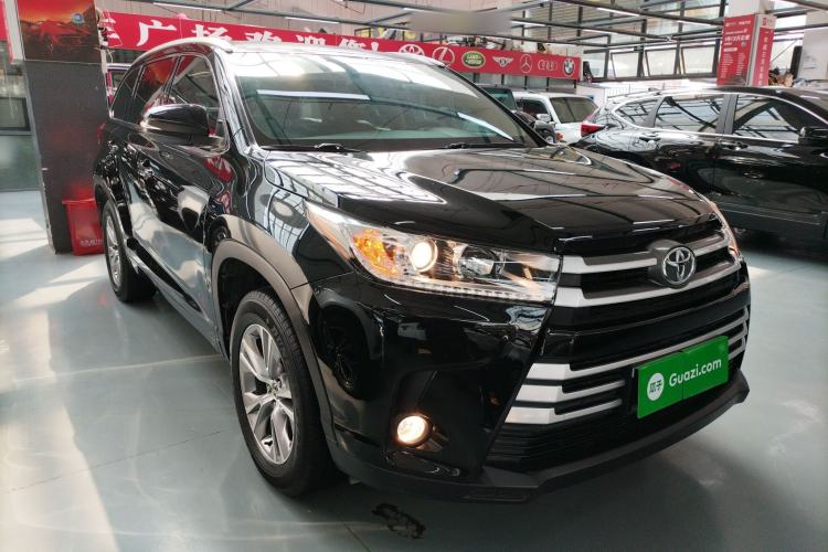 Used Toyota Highlander 2018 2.0T Two-Wheel Drive Elite Edition 7 Seats Emission Standard China V Front Right 45 Deg