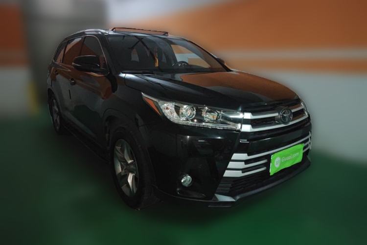 Used Toyota Highlander 2018 2.0T Four-Wheel Drive Luxury Version 7 Seats China VI Standard Front Right 45 Deg