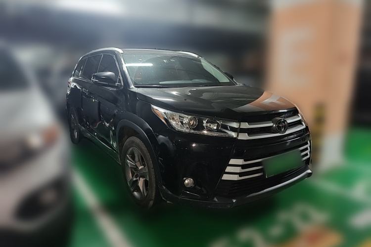 Used Toyota Highlander 2018 2.0T Four-Wheel Drive Luxury Version 7 Seats China VI Standard Front Right 45 Deg