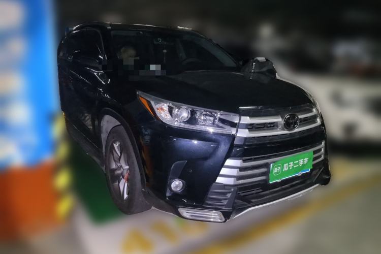 Used Toyota Highlander 2018 2.0T Four-Wheel Drive Luxury Edition 7 Seats China V Emission Standard Front Right 45 Deg