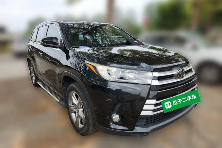 Used Toyota Highlander 2018 2.0T Two-Wheel-Drive Luxury Edition 7 Seats Emission Standard China V Front Right 45 Deg
