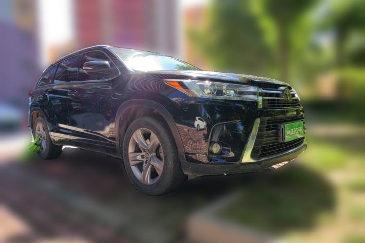 Used Toyota Highlander 2018 2.0T Four-Wheel Drive Prestige Version 7 Seats China VI Standard Front Right 45 Deg