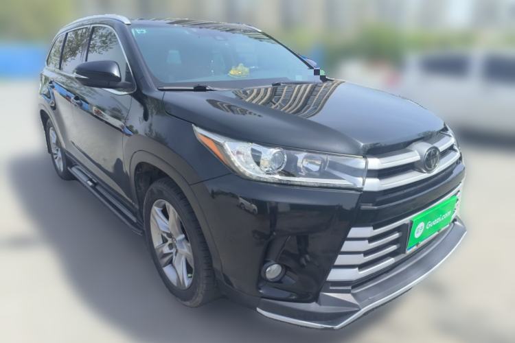 Used Toyota Highlander 2018 2.0T Four-Wheel Drive Luxury Edition 7 Seats China V Emission Standard Front Right 45 Deg