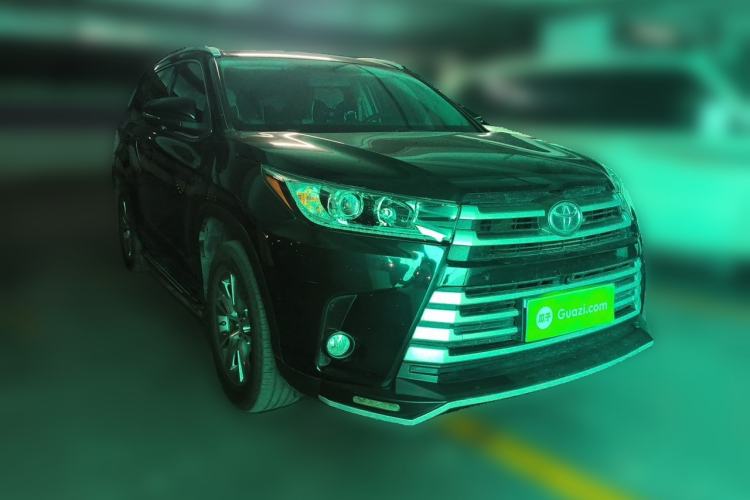 Used Toyota Highlander 2018 2.0T Two-Wheel Drive Elite Version 5 Seats China VI Standard Front Right 45 Deg