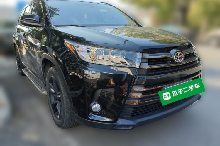 Used Toyota Highlander 2018 2.0T Four-Wheel Drive Luxury Version 7 Seats China VI Standard Front Right 45 Deg