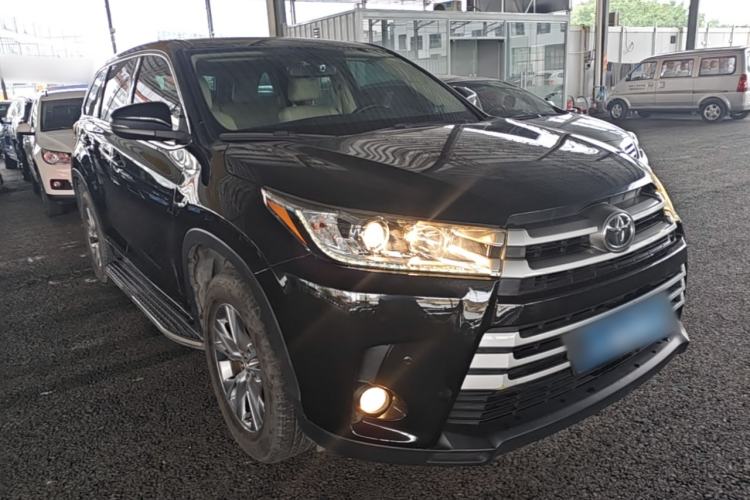 Used Toyota Highlander 2018 2.0T Two-Wheel Drive Elite Version 5 Seats China VI Standard Front Right 45 Deg