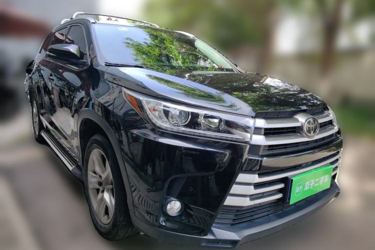 Used Toyota Highlander 2018 2.0T Four-Wheel Drive Luxury Version 7 Seats China VI Standard Front Right 45 Deg