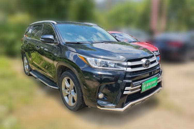 Used Toyota Highlander 2018 2.0T Four-Wheel Drive Luxury Edition 7 Seats China V Emission Standard Front Right 45 Deg