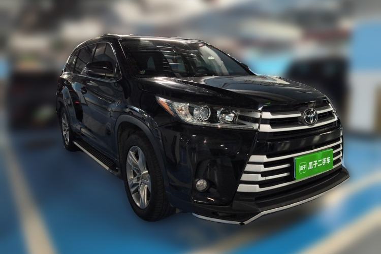 Used Toyota Highlander 2018 2.0T Four-Wheel Drive Luxury Edition 7 Seats China V Emission Standard Front Right 45 Deg
