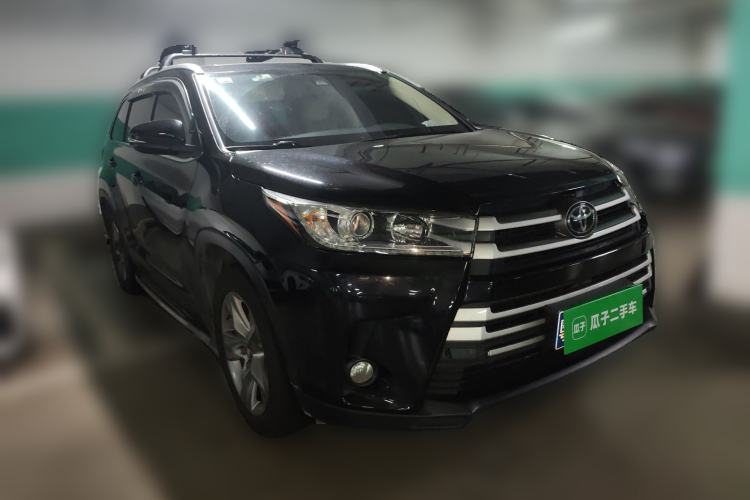 Used Toyota Highlander 2018 2.0T Four-Wheel Drive Luxury Edition 7 Seats China V Emission Standard Front Right 45 Deg