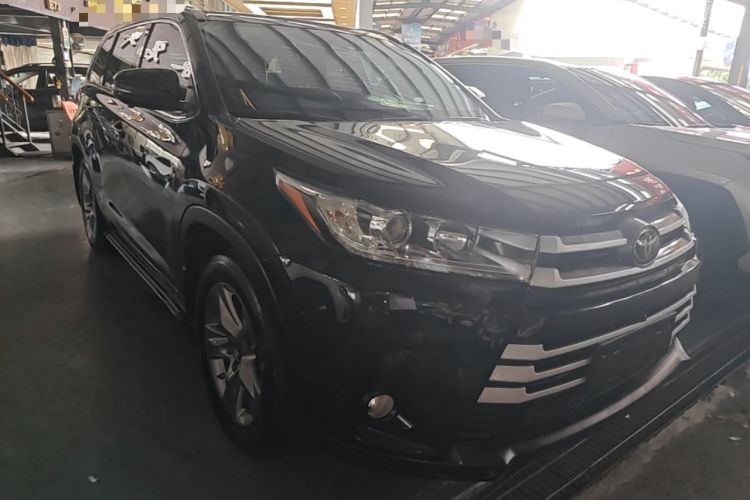 Used Toyota Highlander 2018 2.0T Four-Wheel Drive Luxury Version 7 Seats China VI Standard Front Right 45 Deg