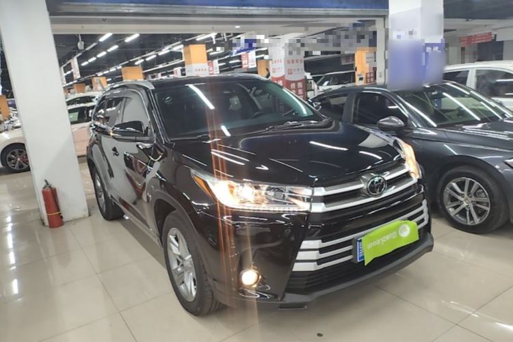 Used Toyota Highlander 2018 2.0T Four-Wheel Drive Luxury Edition 7 Seats China V Emission Standard Front Right 45 Deg