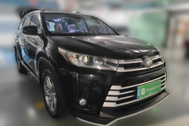 Used Toyota Highlander 2018 2.0T Four-Wheel Drive Luxury Edition 7 Seats China V Emission Standard Front Right 45 Deg