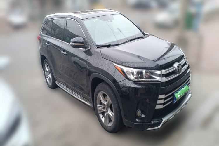 Used Toyota Highlander 2018 2.0T Four-Wheel Drive Luxury Edition 7 Seats China V Emission Standard Front Right 45 Deg